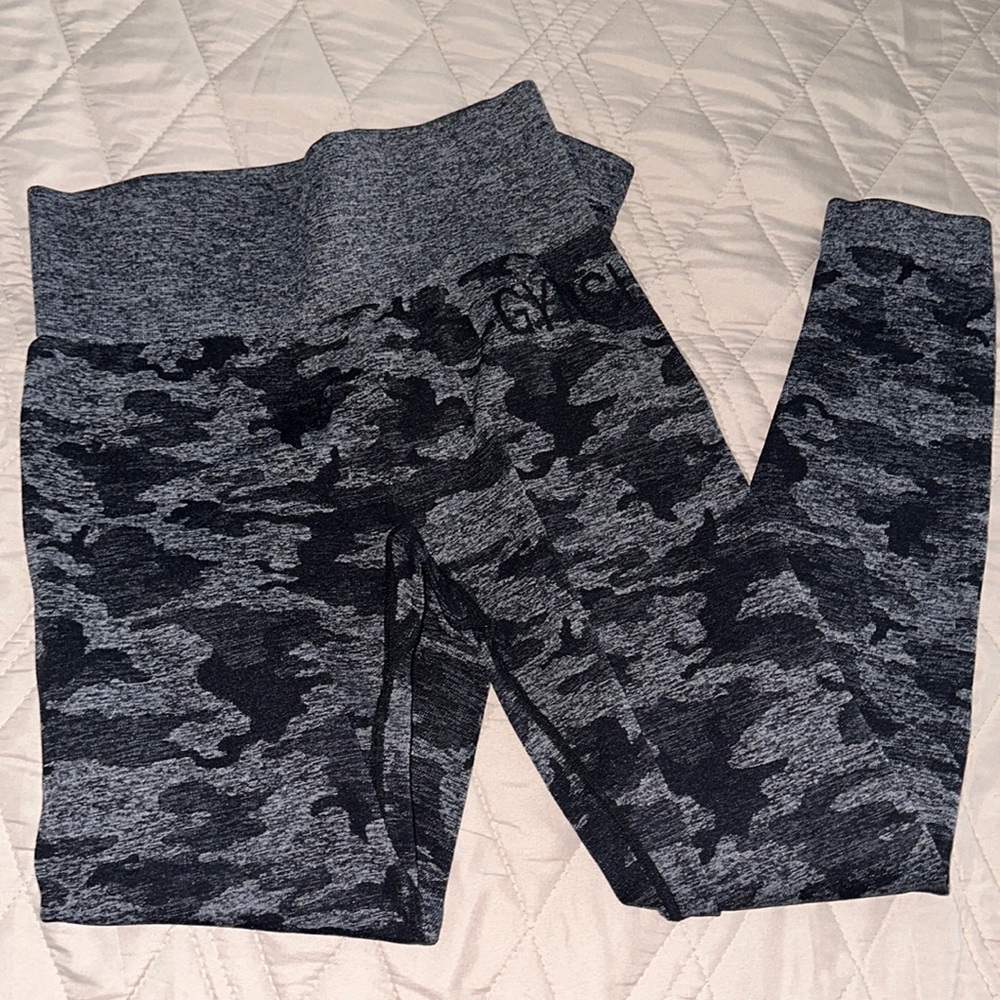 Gymshark scrunch black camo leggings
